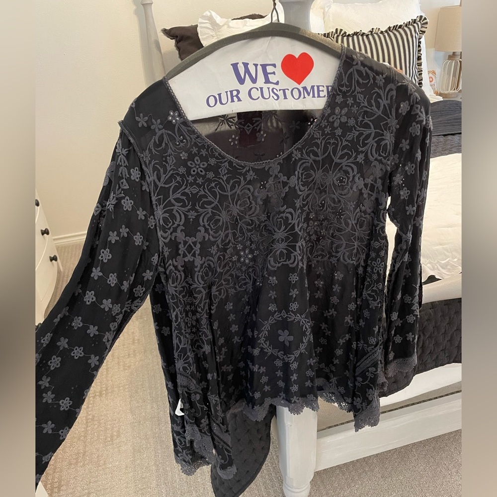 Johnny Was long sleeve blouse size xs black